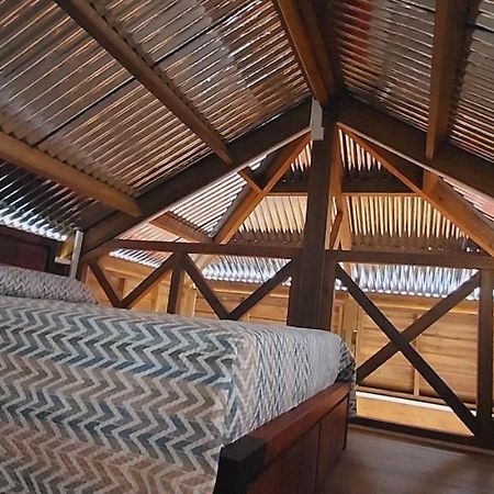 Maison Le Bois Joli Coeur แซ็ง-บินัวต์ ภายนอก รูปภาพ